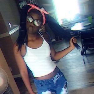 Meet your Posher, Reonna